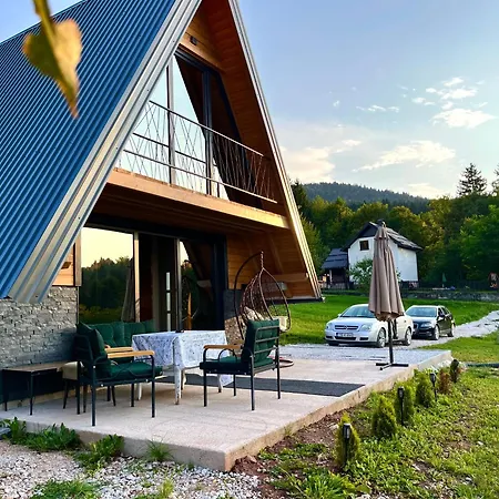 Vikend Kuca Vrelo Miljacke パレ