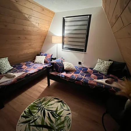 Vikend Kuca Vrelo Miljacke *